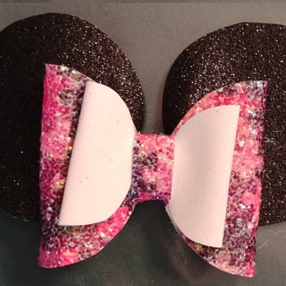 Faux Leather Handmade Mini Mouse Hair Bow - Picture 1 of 1
